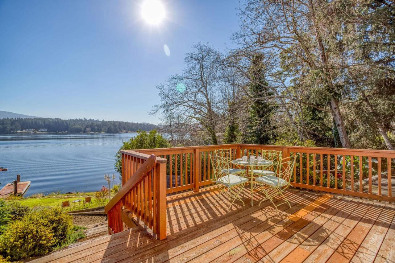Regatta Park Lake House Λίνκολν Σίτι Εξωτερικό φωτογραφία